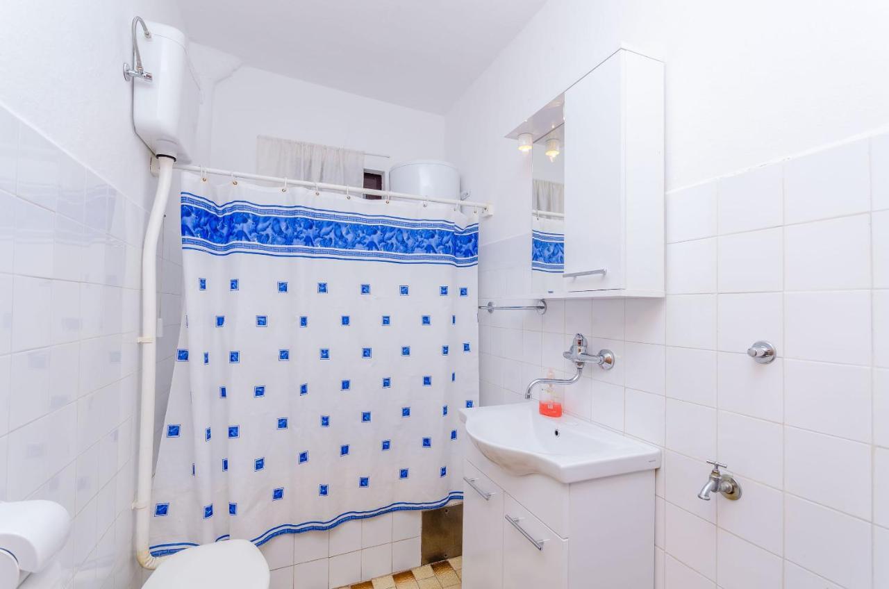 Apartments Kursan Trogir Bagian luar foto