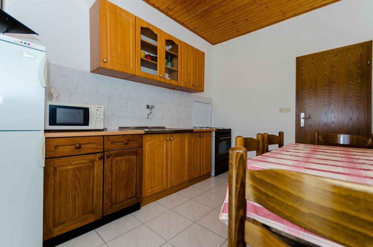 Apartments Kursan Trogir Bagian luar foto